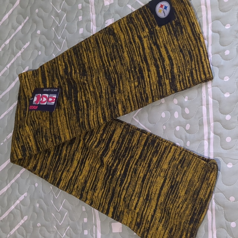 NWT Steelers FOCO Infinity Scarf Unisex
